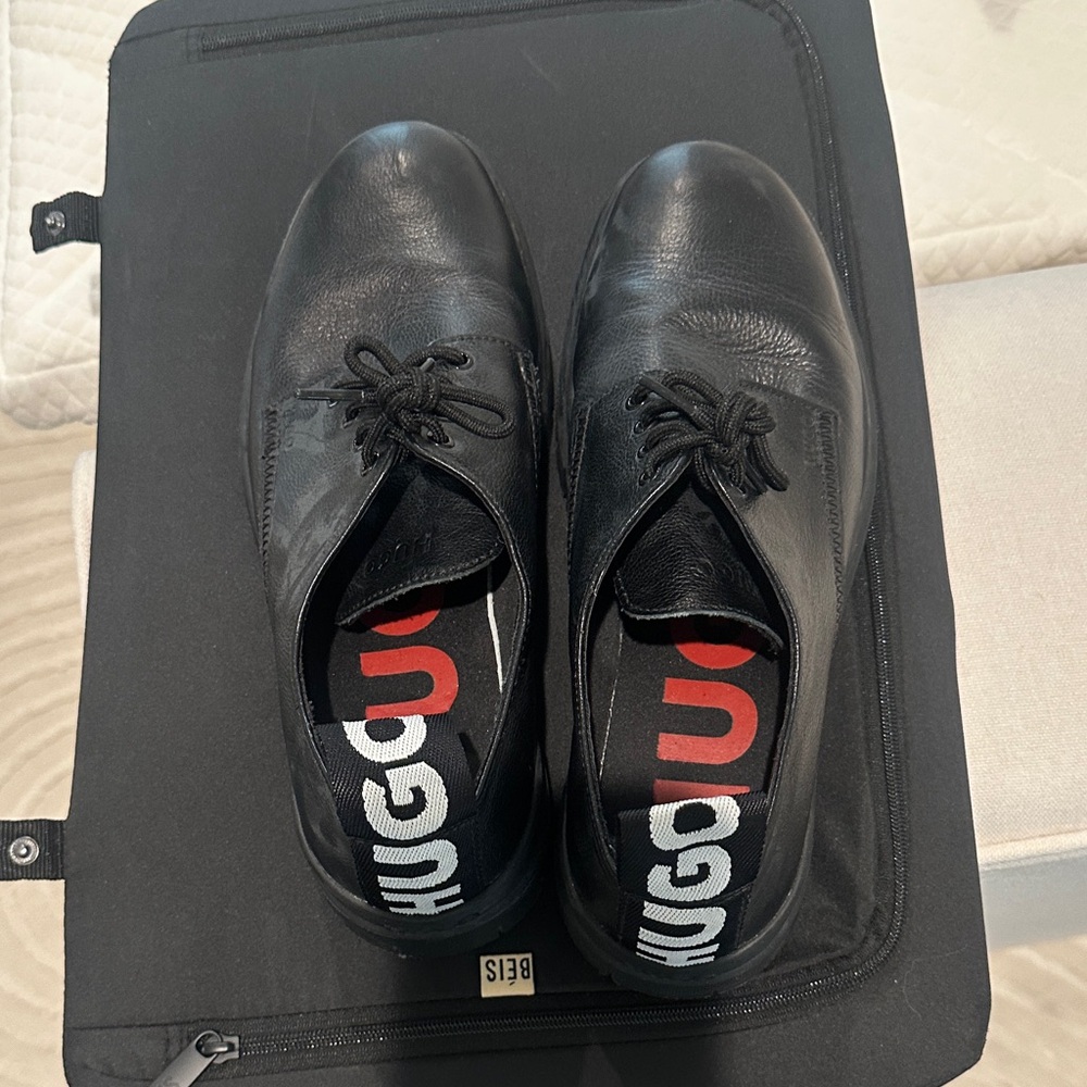 Hugo Boss Black Leather Lace-Up Shoes